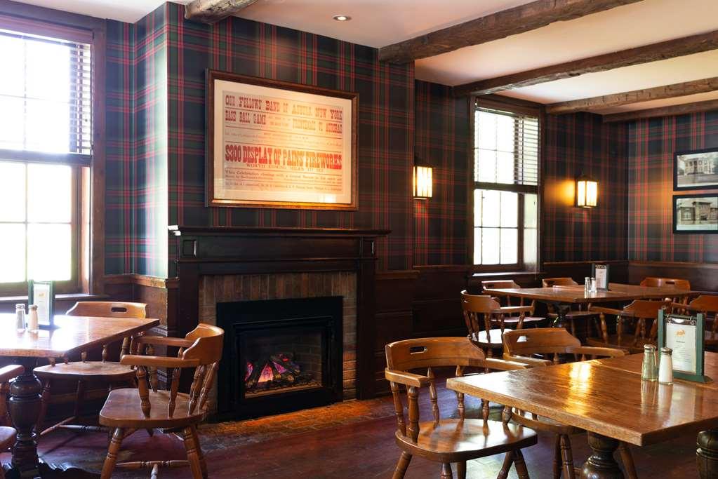 Inns Of Aurora Resort & Spa Restaurant photo