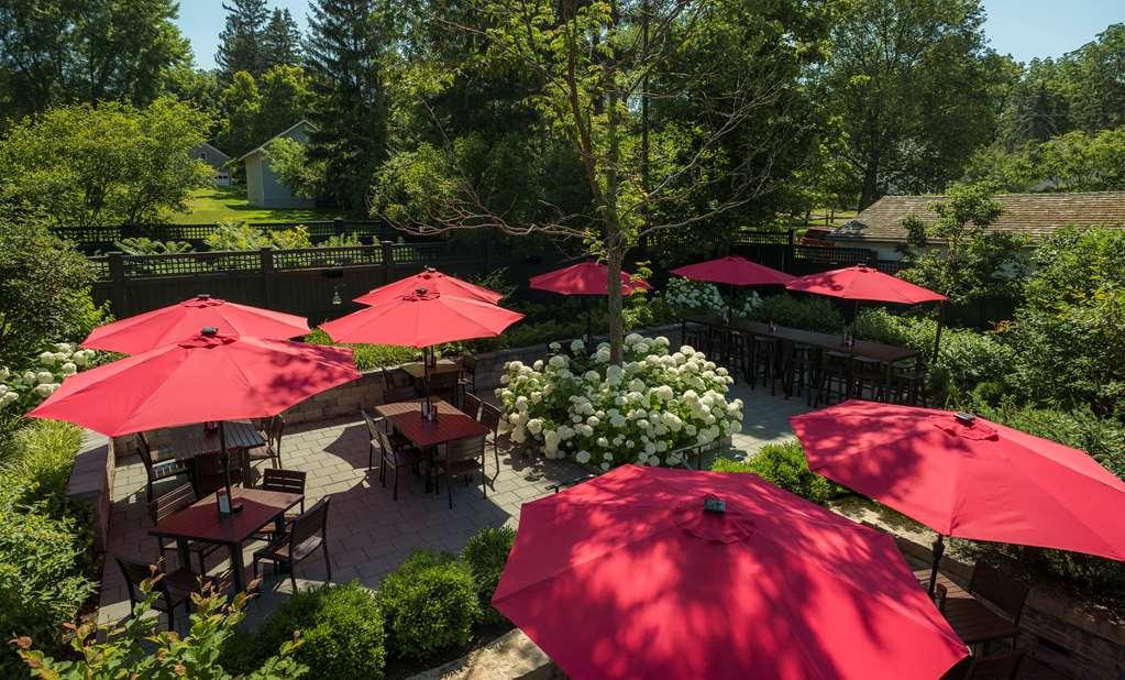 Inns Of Aurora Resort & Spa Restaurant photo