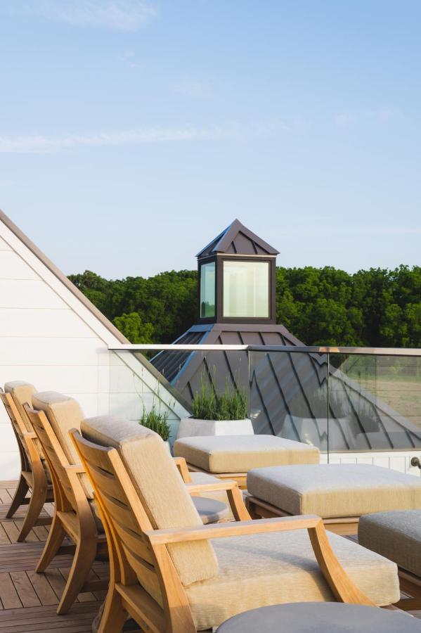 Inns Of Aurora Resort & Spa Exterior photo